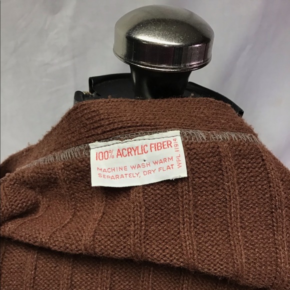 Vintage Ribbed Button-Down Cardigan - Picture 2 of 3